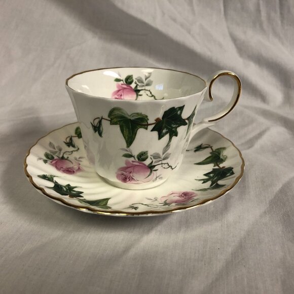Allyn Nelson Fine Bone China England Cup & Saucer Sets Pink Roses & Ivy - Picture 8 of 14